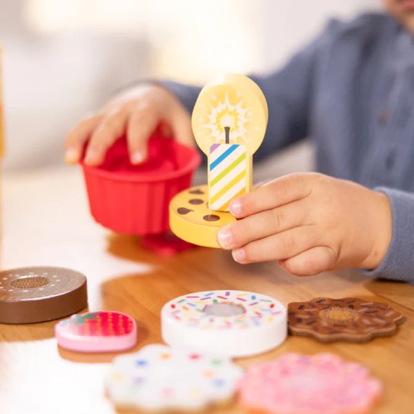 Play to Go Cake & Cookies Play Set - Image 6