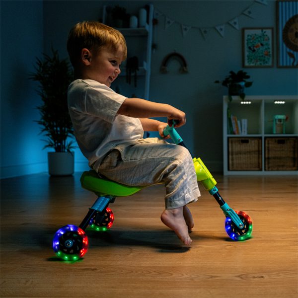 Scuttlebug Firefly - Image 2